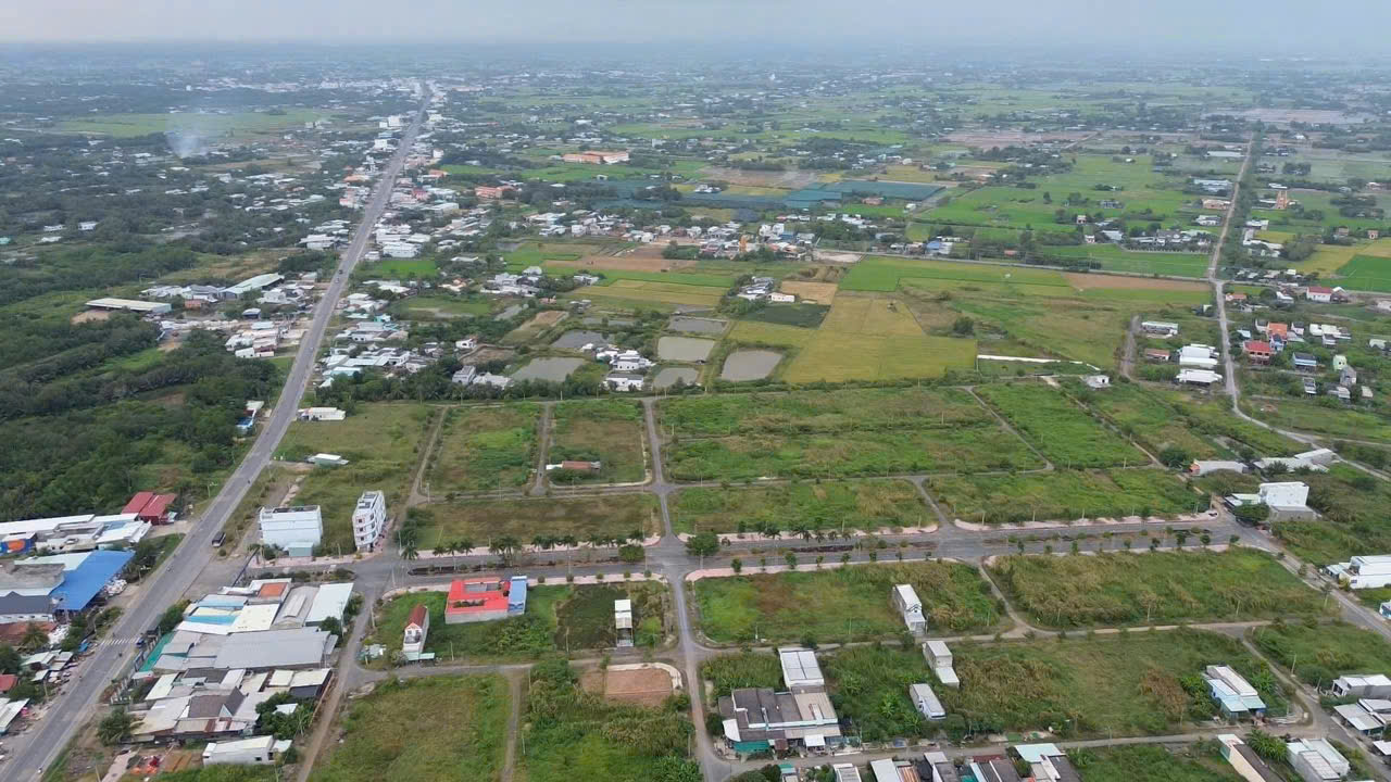 Vì kẹt tiền chủ buông sổ lô đất ngay ql50, sát cảng cầu cảng phước đông